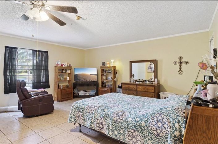 Image No.23-4 Bed Property for sale