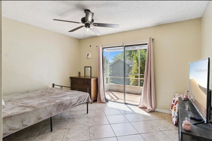 Image No.24-4 Bed Property for sale