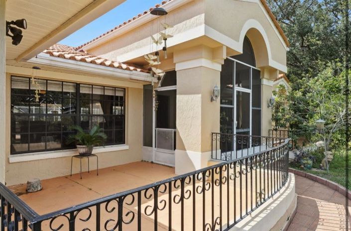 Image No.3-4 Bed Property for sale