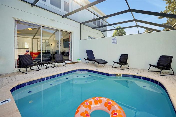 Image No.25-3 Bed Townhouse for sale