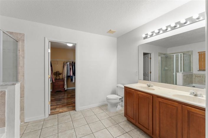 Image No.31-7 Bed Property for sale