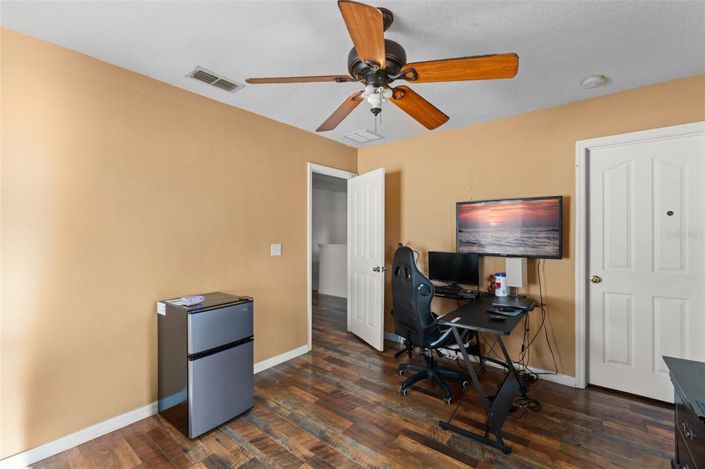 Image No.38-7 Bed Property for sale