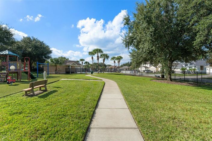 Image No.58-7 Bed Property for sale