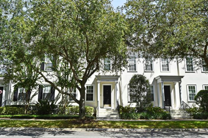 Image No.1-4 Bed Townhouse for sale