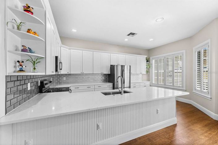 Image No.8-4 Bed Townhouse for sale