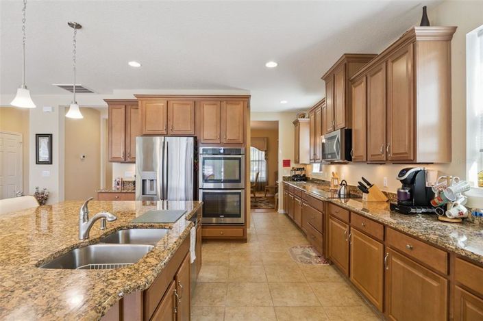 Image No.22-4 Bed Property for sale