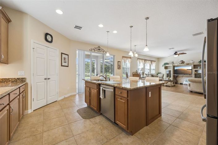 Image No.23-4 Bed Property for sale