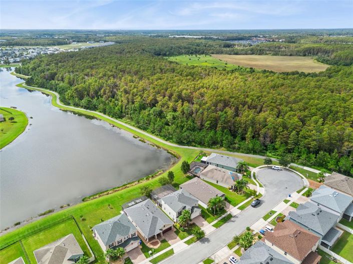 Image No.56-4 Bed Property for sale