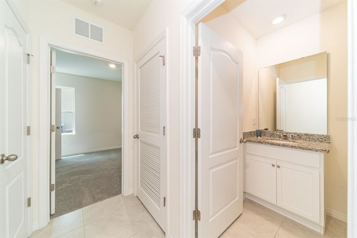 Image No.43-3 Bed Property for sale