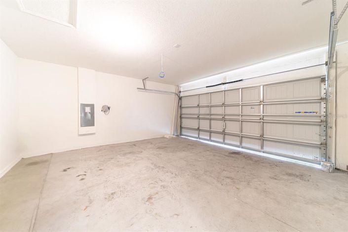 Image No.47-3 Bed Property for sale