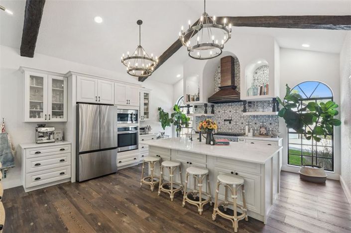 Image No.15-5 Bed Property for sale