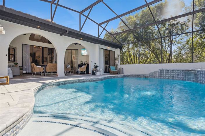 Image No.35-5 Bed Property for sale