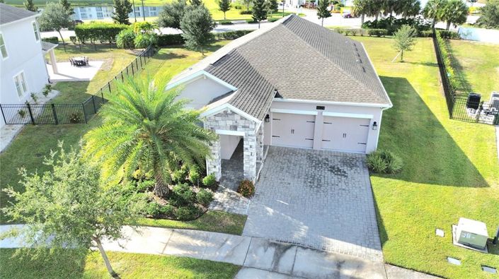 Image No.2-Propriété de 4 chambres à vendre à Kissimmee