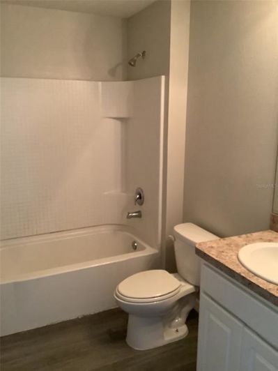 Image No.26-5 Bed Property for sale