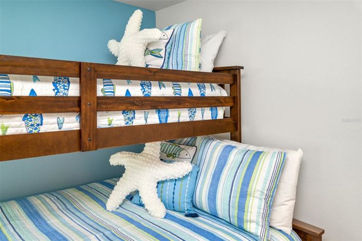 Image No.34-8 Bed Property for sale