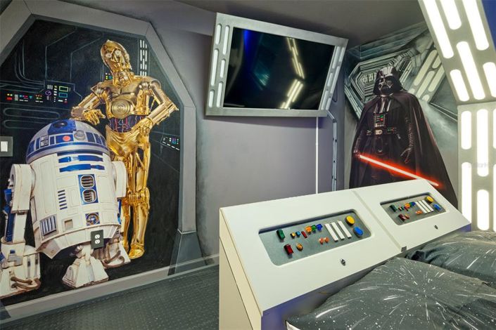 Image No.38-8 Bed Property for sale