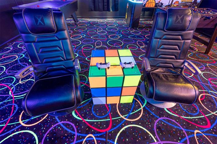 Image No.57-8 Bed Property for sale