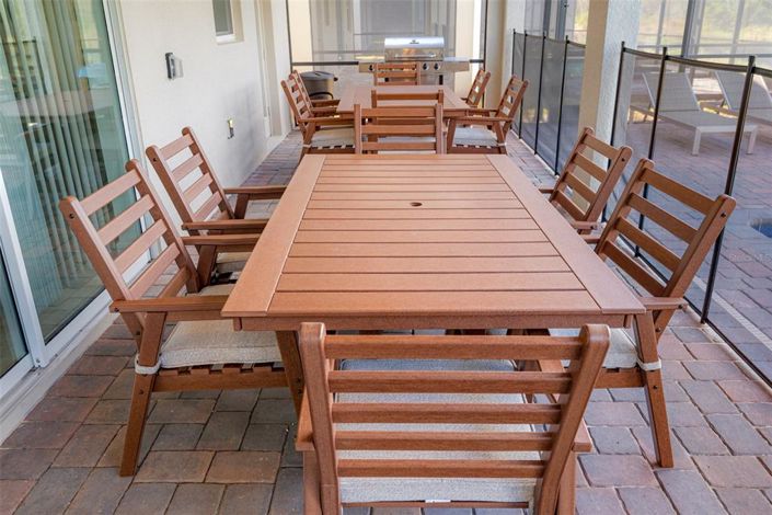 Image No.62-8 Bed Property for sale