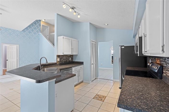 Image No.4-Propriété de 4 chambres à vendre à Kissimmee