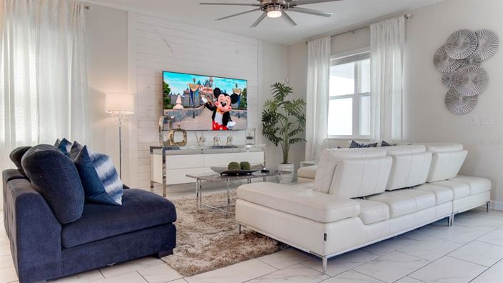 Image No.58-7 Bed Property for sale