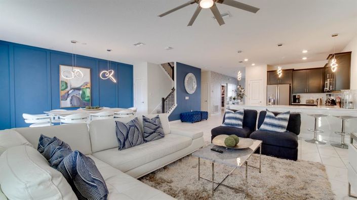 Image No.64-7 Bed Property for sale