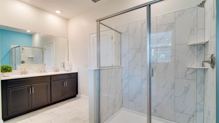 Image No.76-7 Bed Property for sale