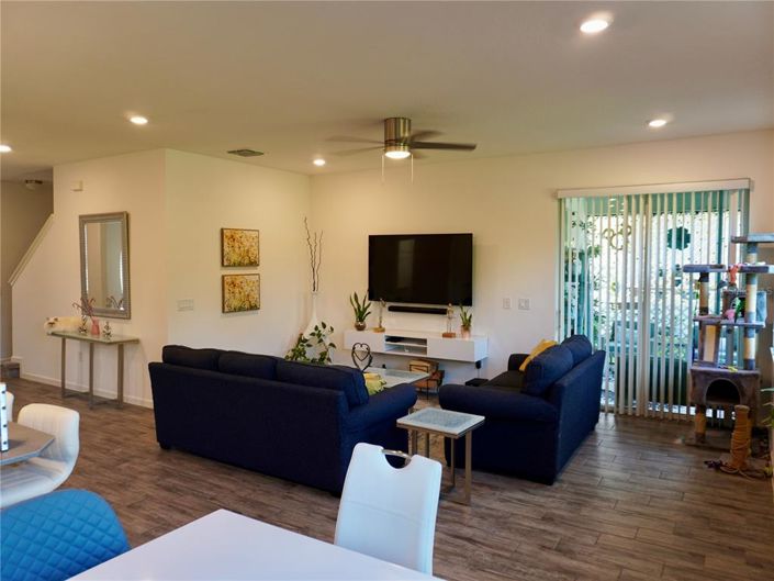 Image No.32-4 Bed Property for sale