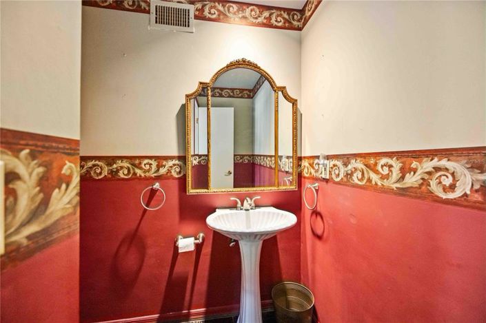 Image No.15-3 Bed Property for sale