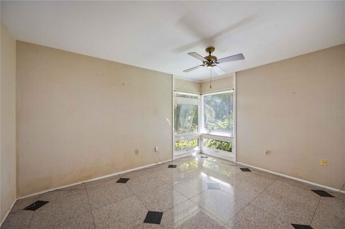 Image No.16-3 Bed Property for sale