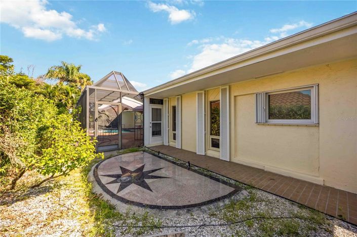 Image No.23-3 Bed Property for sale