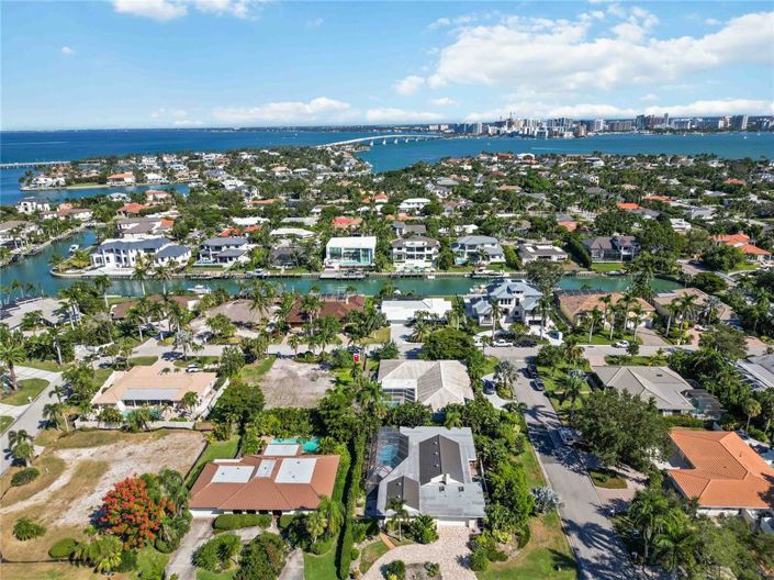 Image No.26-3 Bed Property for sale