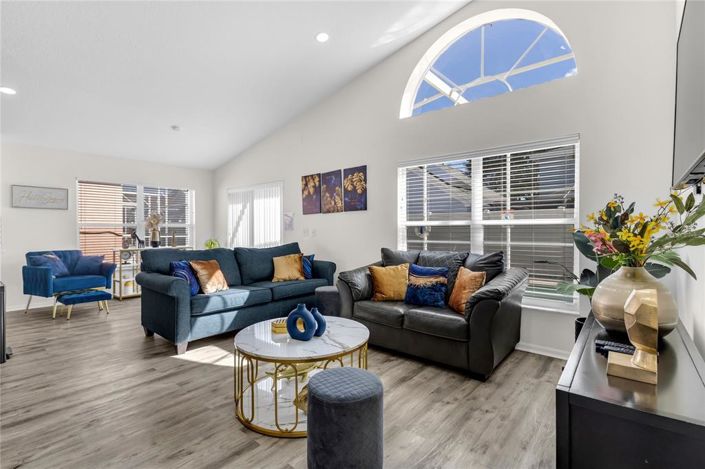 Image No.12-Propriété de 4 chambres à vendre à Davenport