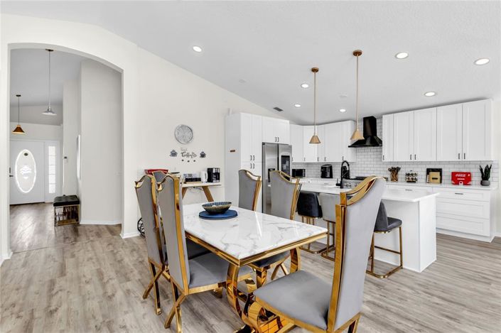 Image No.5-Propriété de 4 chambres à vendre à Davenport