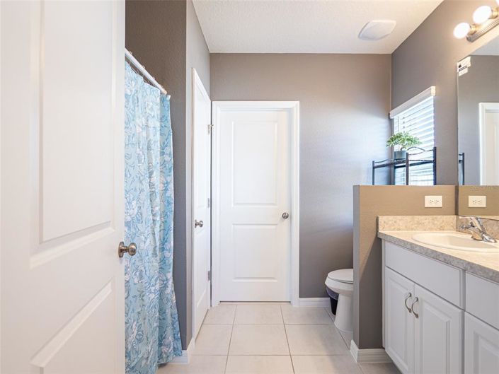 Image No.22-3 Bed Property for sale