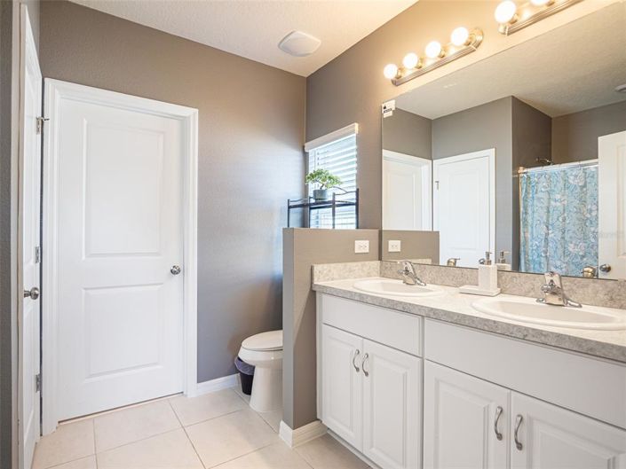 Image No.23-3 Bed Property for sale