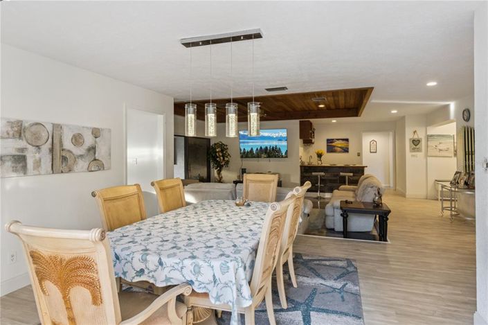 Image No.18-4 Bed Property for sale