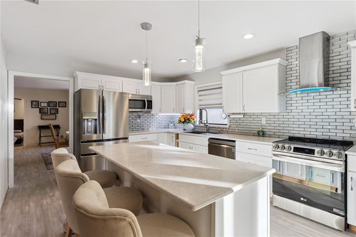 Image No.21-4 Bed Property for sale