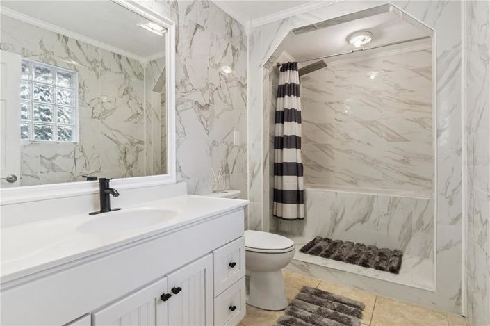 Image No.41-4 Bed Property for sale