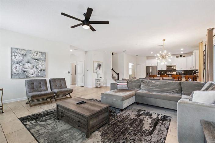 Image No.7-Propriété de 6 chambres à vendre à Kissimmee