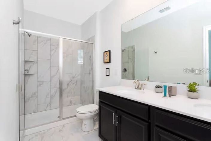 Image No.20-6 Bed Property for sale