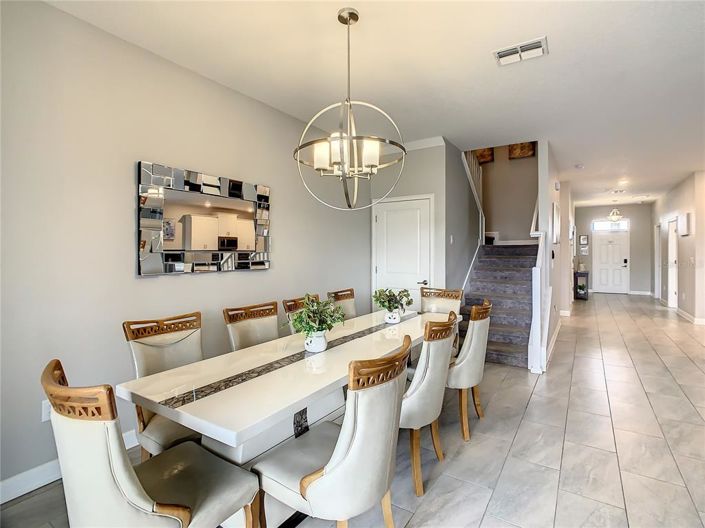 Image No.28-9 Bed Property for sale