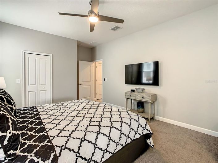 Image No.68-9 Bed Property for sale