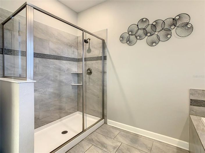 Image No.75-9 Bed Property for sale