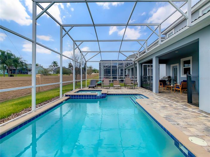 Image No.99-9 Bed Property for sale