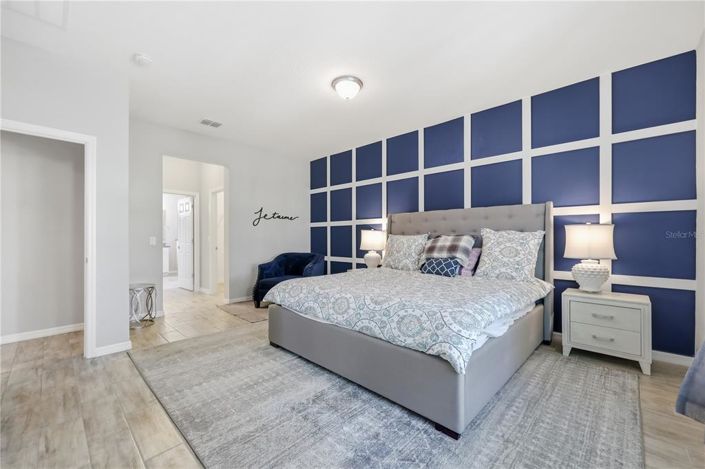 Image No.10-4 Bed Property for sale