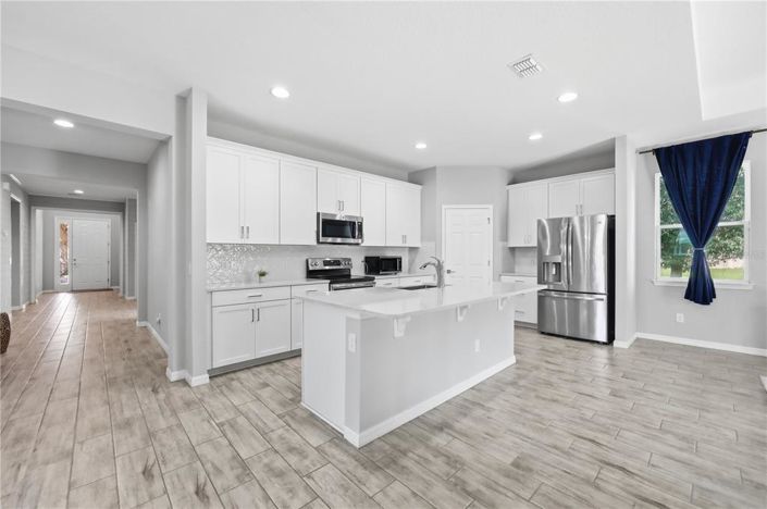 Image No.33-4 Bed Property for sale