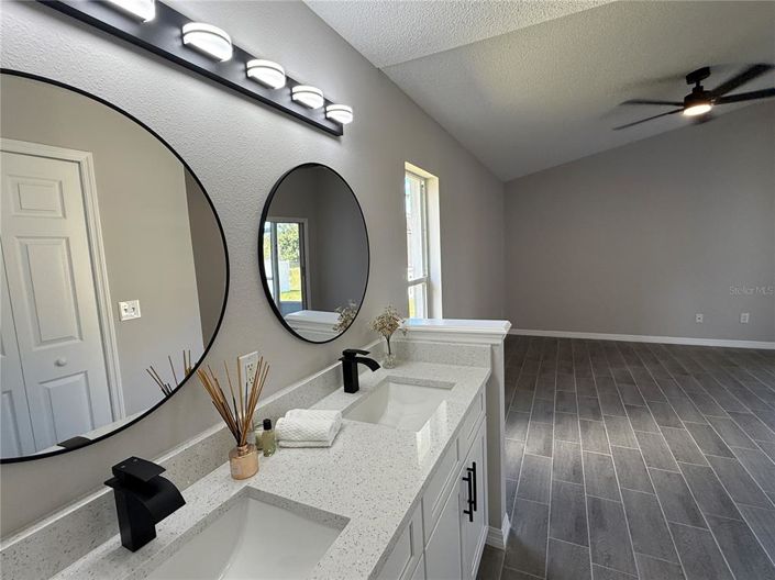 Image No.37-Propriété de 3 chambres à vendre à Clermont