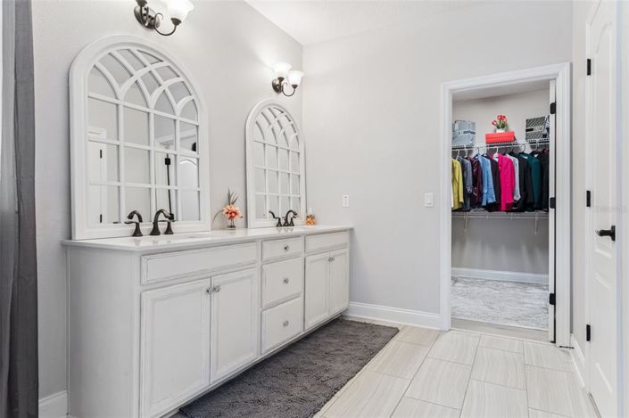 Image No.35-3 Bed Property for sale