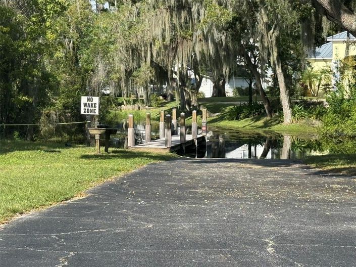 Image No.71-5 Bed Property for sale