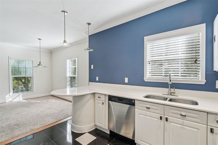 Image No.17-2 Bed Property for sale